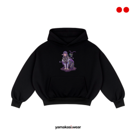 Худи: Есиль Радиру